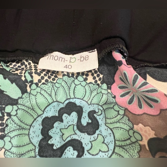 Maternity Skirt Size EU 40 (US Medium) NWOT flower pattern with embellishments - Picture 10 of 10